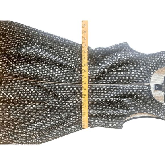 Ann Taylor - Picture 6 of 9